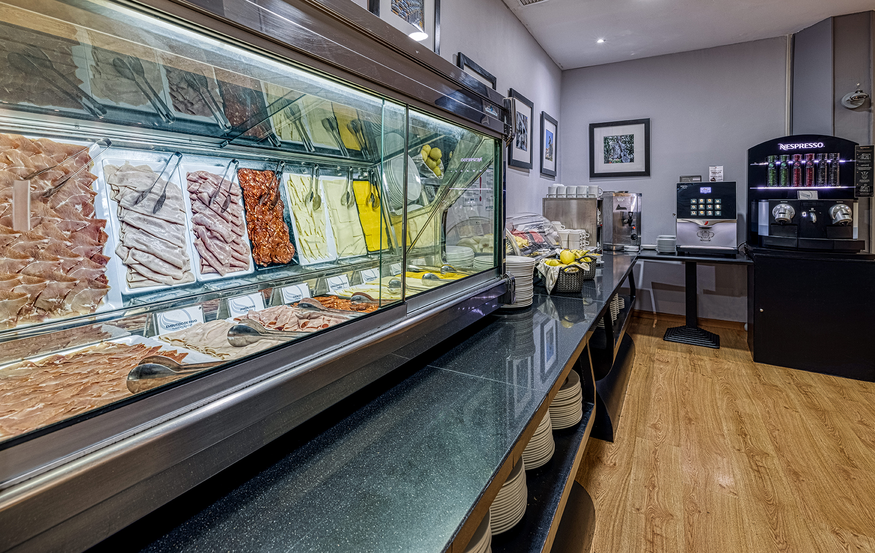 004_alta_virgendelosreyes Buffet.jpg